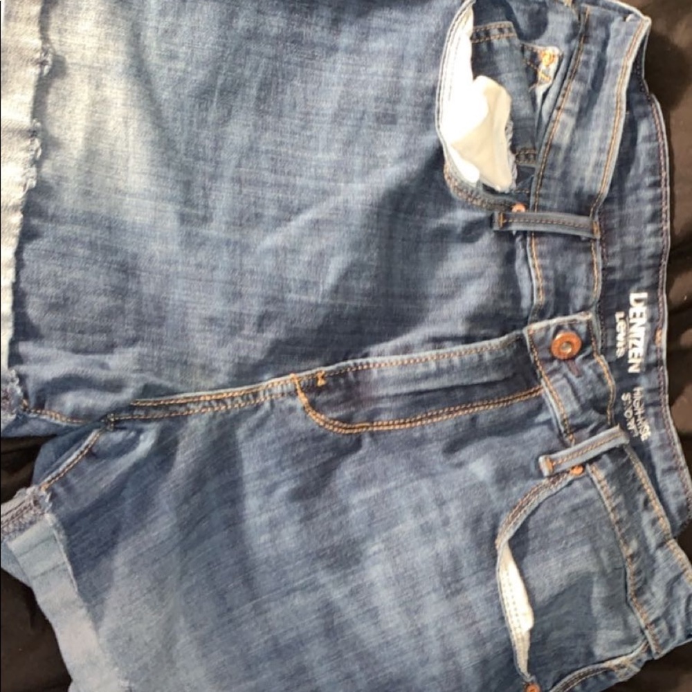Levi’s shorts